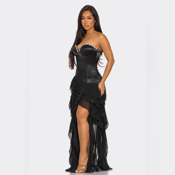 Elegant Black Strapless Evening Dress - Picture 3 of 8